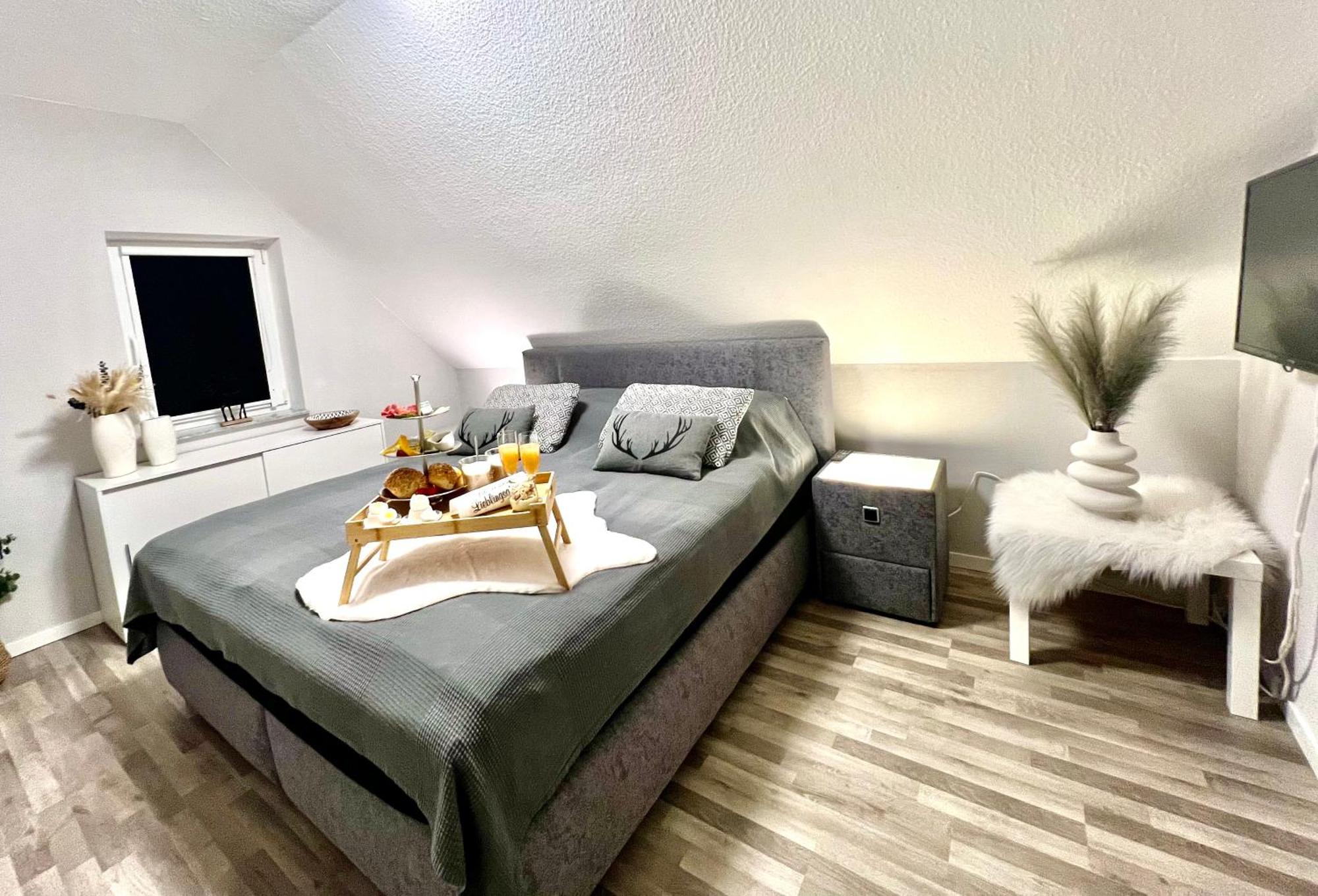 Ferienwohnung Haus Moorblick Wiesmoor Ostfriesland in Kanallage Exterior foto